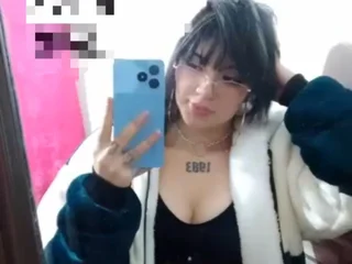 EmilySkullector live cam video preview