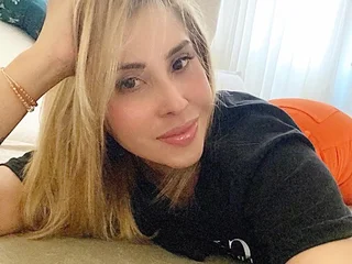 FiorellaCam video