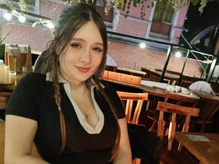 NaomiSweety24 live cam video preview