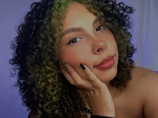 ViolettaMiller80 live cam video preview