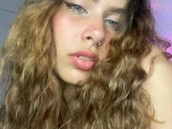 HoneyPoison webcam livesex profile in young cams