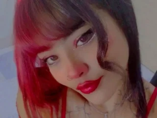 Zenda_Moretty Petite webcam from Colombia